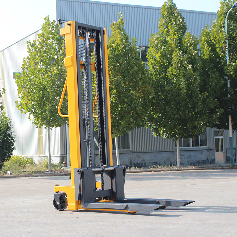 Apilador de paletas manual