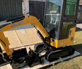 Mini excavadora Polonia